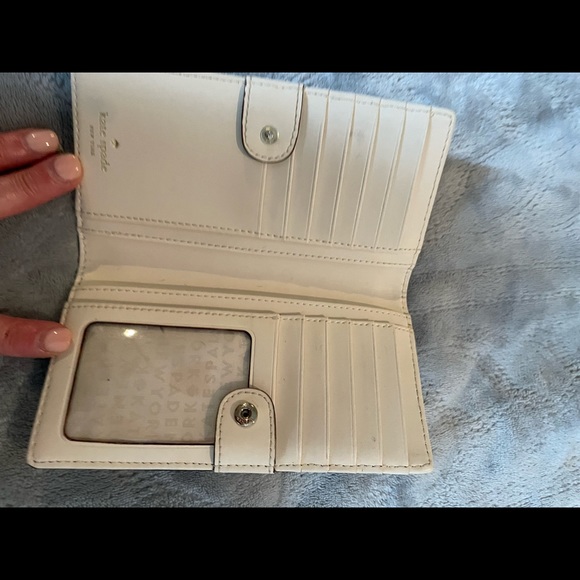 Kate Spade NY leather wallet grey & white - Picture 7 of 11